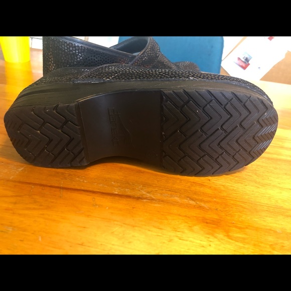 Dansko Metallic studded clogs - Picture 4 of 7